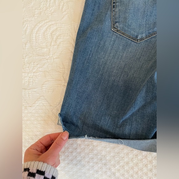 Banana Republic Denim shorts EUC 29 / 8 - Picture 7 of 9